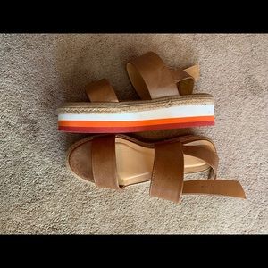 Blocked sandals